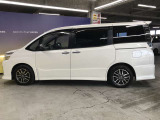 エンジンルーム、室内、クリーニング済みです。厳選したお車を屋内展示場にて展示中☆車両品質には自信がございます!ぜひ一度ご来店ください!!