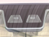 【スマートアシスト】走行中に前方の車両等を認識し、衝突しそうな時は警報とブレーキで衝突回避と被害軽減をアシスト。より安全にドライブをお楽しみいただけます。