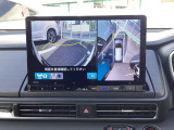 ★マルチビューカメラシステム★ギヤをRに入れるとナビの画面には上空から見下ろし感覚の映像がドライバーをアシスト★