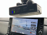 純正前方ドラレコです。もしもの時にしっかり記録が残ります。ナビの画面で映像確認やドラレコの操作ができます。