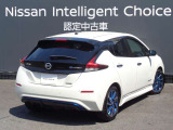 行きたい場所へ、行きたい人と。尽きない楽しみとともに。日産リーフ。