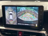 【パノラミックビューモニター】専用のカメラにより、上から見下ろしたような視点で360度クルマの周囲を確認することができます☆死角部分も確認しやすく、狭い場所での切り返しや駐車もスムーズに行えます。