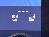 【シートベンチレーション】夏場は涼しい風でお尻や背中の熱やムレを防ぎ、冬はエアコンよりも早く温まってポカポカに!季節を問わず快適に過ごせます。