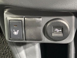 【シートヒーター】寒い日に重宝するシートヒーター!エアコンより早く温まってくれるので寒がりの人も安心ですね♪エアコンの温風は乾燥するから苦手、という方にもをおすすめです。