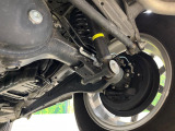 お車を安心してお乗りいただく為には、足回りの定期点検が欠かせません。サービスサポート(有償保証)では無料点検もご提供しており、安心のカーライフをお過ごしいただけるサポート体制が整っています。