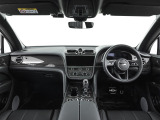 前車追従機能、レーンキープアシスト、ヘッドアップディスプレイも付いており、多数のオプションを備えております。