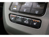 シートヒーター装備付き車!!座席に埋め込まれた電熱線によりシートを暖めることが出来る装備で、温められたシートは、寒い冬には最適です!!