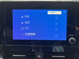 ディスプレイオーディオです。ナビゲーションは付いてございません。携帯電話を接続し地図を画面に表示する事が可能となります(対応機種に津、今してはスタッフまでお問合せ下さい)