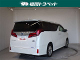 色は人気のホワイトパールクリスタルシャインです。