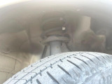 お車を安心してお乗りいただく為には、足回りの定期点検が欠かせません。サービスサポート(有償保証)では無料点検もご提供しており、安心のカーライフをお過ごしいただけるサポート体制が整っています。