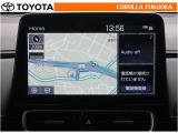 10インチの大型ナビです。