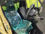 運転席シート廻りは使用感も少なく、良好な状態となっています。丁寧に使われていたことがよくわかりますね。