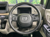 【ステアリングスイッチ】運転中、前方から目線をそらすことなく、オーディオ等の操作が可能な便利機能!安心&快適なドライブを演出してくれます♪