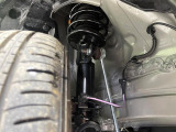 お車を安心してお乗りいただく為には、足回りの定期点検が欠かせません。サービスサポート(有償保証)では無料点検もご提供しており、安心のカーライフをお過ごしいただけるサポート体制が整っています。