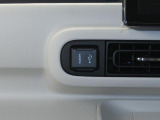 USB&HDMI差し込みあります。