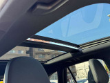 サンルーフが装備されている場合の車両は、開放感がありドライブを楽しくさせてくれます!!