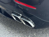 メルセデスの広いトランクルームはゴルフバックは勿論、様々な荷物の収納に役立ちます。実際に収納をお試しいただけますのでお気軽にご相談ください。
