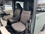 東名菊川ICからお車で2分、エネオスGSさん隣が当店となります。