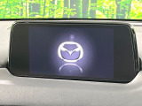 【メーカー純正ナビ】インテリアに溶け込むスタイリッシュな「専用設計」メーカーナビを装備♪視認性や操作性など基本性能にも優れ、より上質なカーライフをお楽しみいただけます。