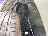 お車を安心してお乗りいただく為には、足回りの定期点検が欠かせません。サービスサポート(有償保証)では無料点検もご提供しており、安心のカーライフをお過ごしいただけるサポート体制が整っています。