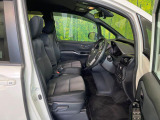 運転席シート廻りは使用感も少なく、良好な状態となっています。丁寧に使われていたことがよくわかりますね。
