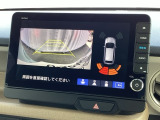 バックカメラも装備しております。車庫入れの苦手なお客様も安心!重宝してくれます!