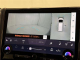 【パノラミックビューモニター】車を真上から見た状態をナビに映し出し、駐車時などをサポート☆クルマの斜め後ろなど、目が届きにくい箇所も確認できるため、いち早く障害物に気が付くことができます!