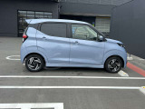 横から見てもスタイリッシュなデザイン、乗り降りもしやすいです。是非、ご試乗ください☆