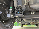 お車を安心してお乗りいただく為には、足回りの定期点検が欠かせません。サービスサポート(有償保証)では無料点検もご提供しており、安心のカーライフをお過ごしいただけるサポート体制が整っています。