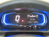 燃費のいい運転をするとイルミネーションがブルーからグリーンへ変化します。楽しくエコドライブできます。