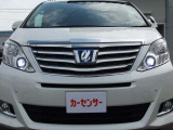 HIDヘッドライト・フォグランプ装備!