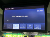 【フリップダウンモニター】大画面モニターで後席でもエンタメをお楽しみいただけます。小さなお子様にも大人気の装備です♪