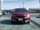 LEDヘッドライト装着車なので、夜間走行も明るく安全な走行をサポートいたします