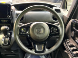 【ステアリングスイッチ】運転中、前方から目線をそらすことなく、オーディオ等の操作が可能な便利機能!安心&快適なドライブを演出してくれます♪