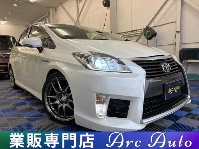 トヨタ プリウス 