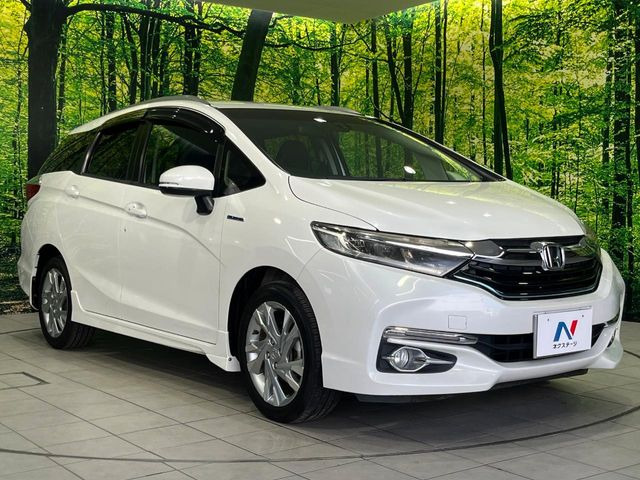 ホンダ シャトル 1.5 ハイブリッド Z の中古車詳細 (100,064km