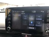 Bluetooth(ブルートゥース)接続機能付き。スマートフォンなどからお気に入りの音楽をワイヤレス再生できます。ドライブがさらに楽しくなりますね。