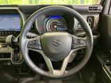 【純正革巻きステアリング】上質な革を使用することで、手にしっかり馴染みとても運転しやすいハンドルです♪
