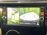 【アラウンドビューモニター】専用のカメラにより、上から見下ろしたような視点で360度クルマの周囲を確認することができます☆死角部分も確認しやすく、狭い場所での切り返しや駐車もスムーズに行えます。