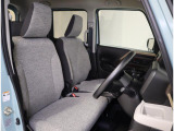 広さと安心を両立した、快適運転空間です。