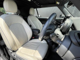 ◆LIBERALAは、輸入車選びの新たなスタイルを提案するインポート・セレクト・ブランドです。オーナー様となる方がクルマから直接感じる感性を第一にした、最良の一台との出会いをコーディネートいたします。