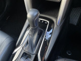 【 シフト 】スムーズなシフトチェンジで快適にお車を操縦していただけます!//