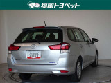 色は精悍なシルバーメタリックです。