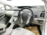 ご覧の車両以外にも多数のU-CARを展示販売しております。