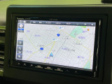 【ナビゲーション】目的地までしっかり案内してくれる使いやすいナビ。Bluetooth接続すればお持ちのスマホやMP3プレイヤーの音楽を再生可能!毎日の運転がさらに楽しくなります!!