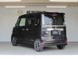車両本体価格に点検整備費用が含まれています。当社基準および保安基準に合わせ、要交換、修理と判断された部品は当社負担にて整備させていただきます。追加整備費用はかかりませんのでご安心ください。