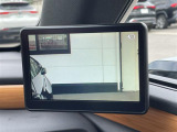 【 デジタルインナーミラー 】車両後方カメラの映像をミラーに映すことが出来ます! そのため、後席に人や荷物があって後方が見えづらい場合でもしっかり視界を確保することが出来ます!