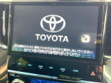 【純正10.5型ナビ】高級感とインパクトのある大画面ナビを装備。各種オーディオ操作はもちろん、スマホ連携もできる利便性の高いナビです♪