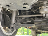 お車を安心してお乗りいただく為には、足回りの定期点検が欠かせません。サービスサポート(有償保証)では無料点検もご提供しており、安心のカーライフをお過ごしいただけるサポート体制が整っています。