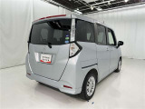 コンパクトカーは荷物も積めて小回りもききます!街乗りには便利なお車です!